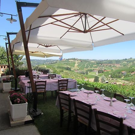 הוילה Monteu Roero Agriturismo Cascina Vrona מראה חיצוני תמונה